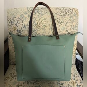 Portland Leather Goods Sage Large Zip Tote